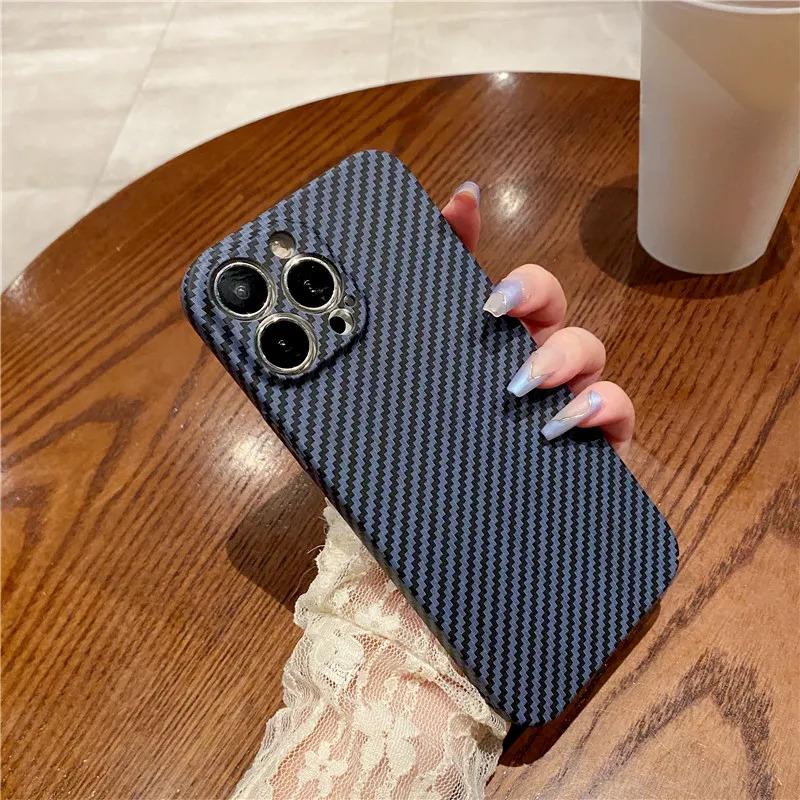Чехол для телефона с имитацией углеродного волокна для Apple iPhone16ProMax - креативный устойчивый к падениям силиконовый чехол для iPhone16/15/14/13/12/11/Xs/Xsmax/Plus