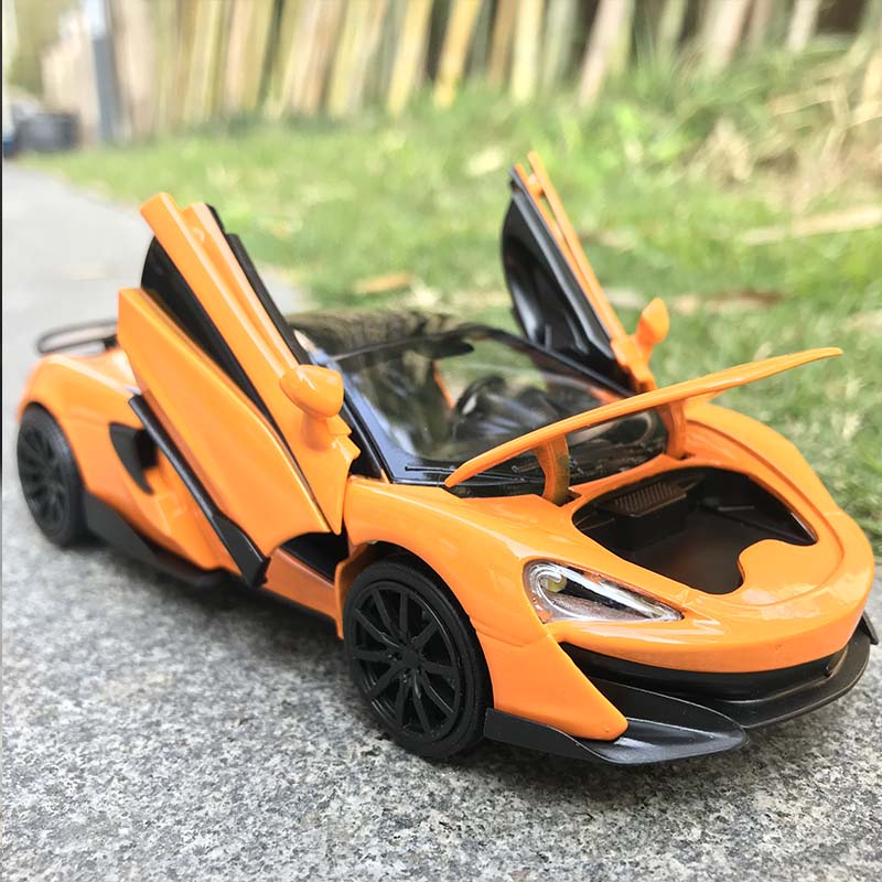 1/32 литой под давлением McLaren 600LT спортивная модель автомобиля игрушка сплав имитация звука свет инерционный суперкар игрушки транспортное средство для подарка