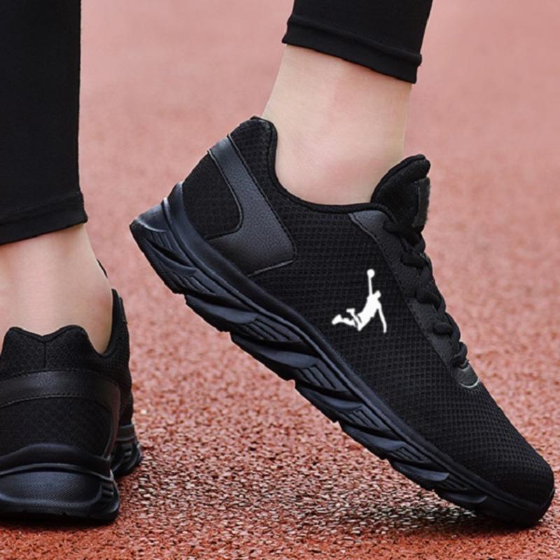 Men Sneakers 2024 New Lightweight Tennis Running Shoes Breathable Antiskid Basketball Sports Shoes for Men Zapatillas De Deporte