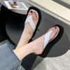 Модные шлепанцы Летняя обувь Женские повседневные тапочки на плоской платформе Уличные пляжные сандалии Толстая подошва Нескользящие домашние тапочки 2024