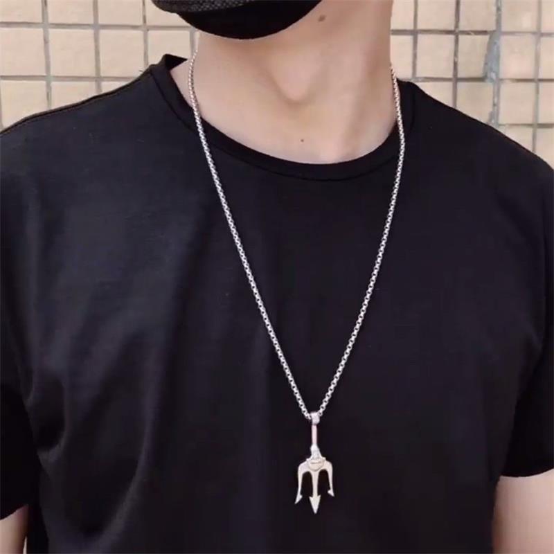 Ожерелье-подвеска Трезубец из титановой стали, Модный мужской доминантный стиль, Минималистичный аксессуар-подвеска в стиле хип-хоп