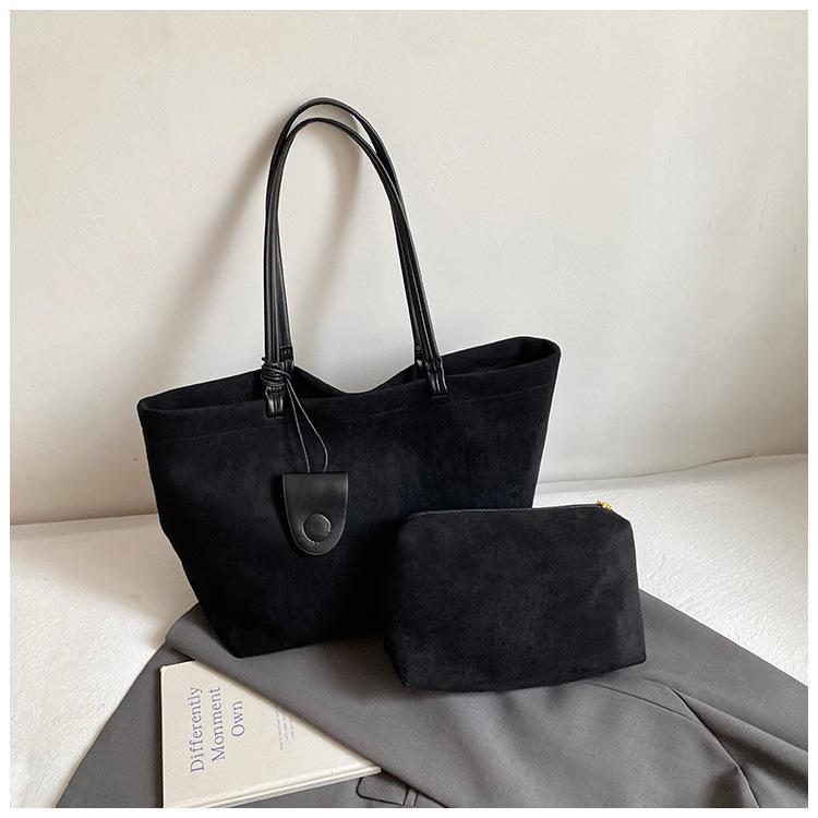 Autumn and winter simple retro suede versatile underarm bag women's 2025 new handbag commuter shoulder bag