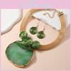 Short With Resin Necklace And Earrings Set For Trendy Fashion Looks