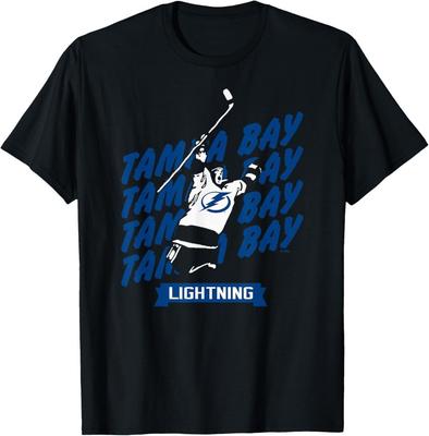 Официально лицензированная черная футболка с граффити Tampa Bay Lightning