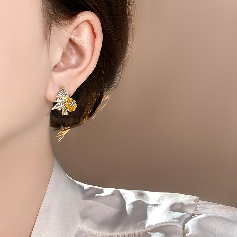 Christmas design Rotating Snowflakes With Zircon Inlay Christmas Tree Gold Earrings Trendy Jewelry For Womens Accessories