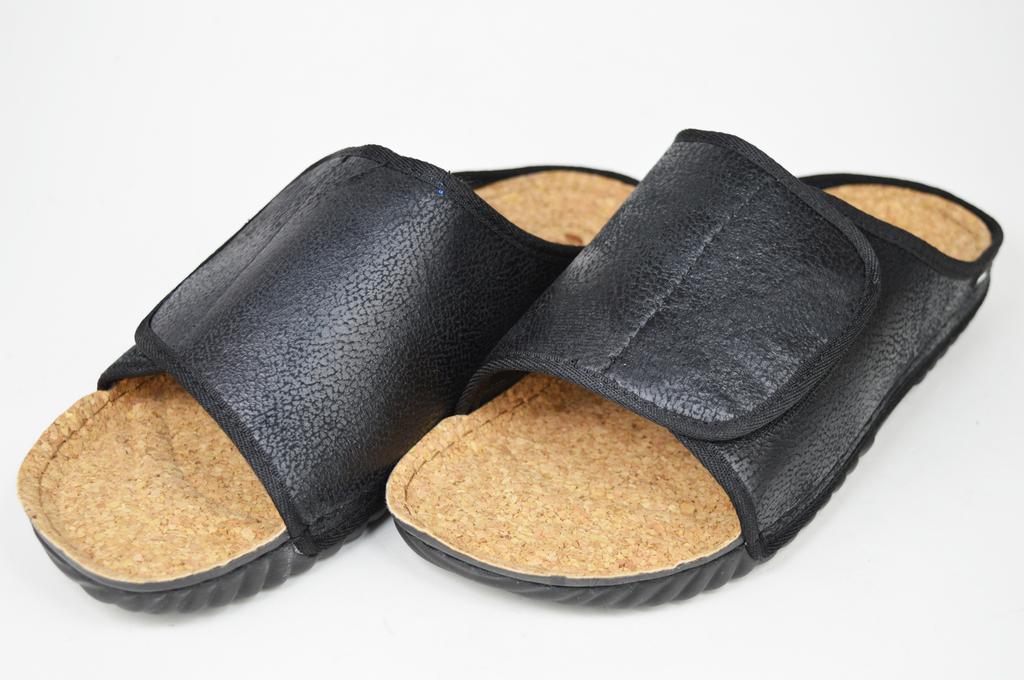 Тапочки с пробковой подошвой Inblu FM002 40 Черные экокожа