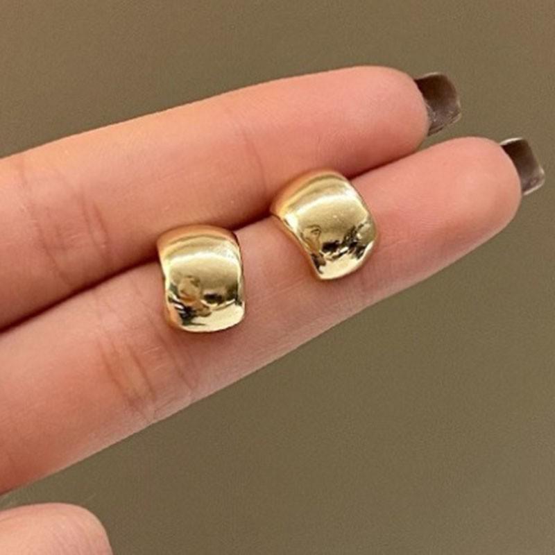 Fashion Vintage Gold U Earrings For Women Metal Earing Jewelry Trending New Korean Silver Oval Hoop Earrings