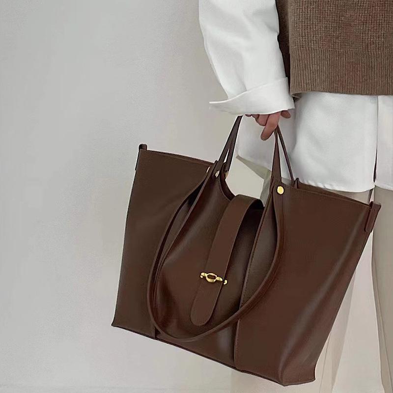 Retro Tote Bag, Women's Large-capacity, High-end Commuter Single-shoulder Leather Underarm Bag