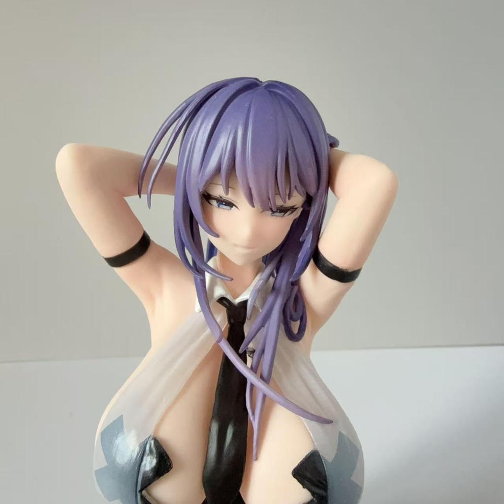 Yuna In an Office Crouching Pose, 20cm Tall, ABS & PVC, Model Decoration, Pre-painted, Finished Figure