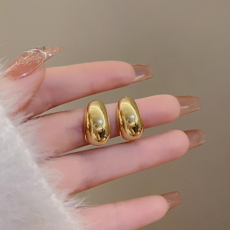 1Pair Minimal Design Metal Exaggerated Geometric Ear Stud Earrings For Women Girls Fashion Temperament Jewelry Party Accessorie