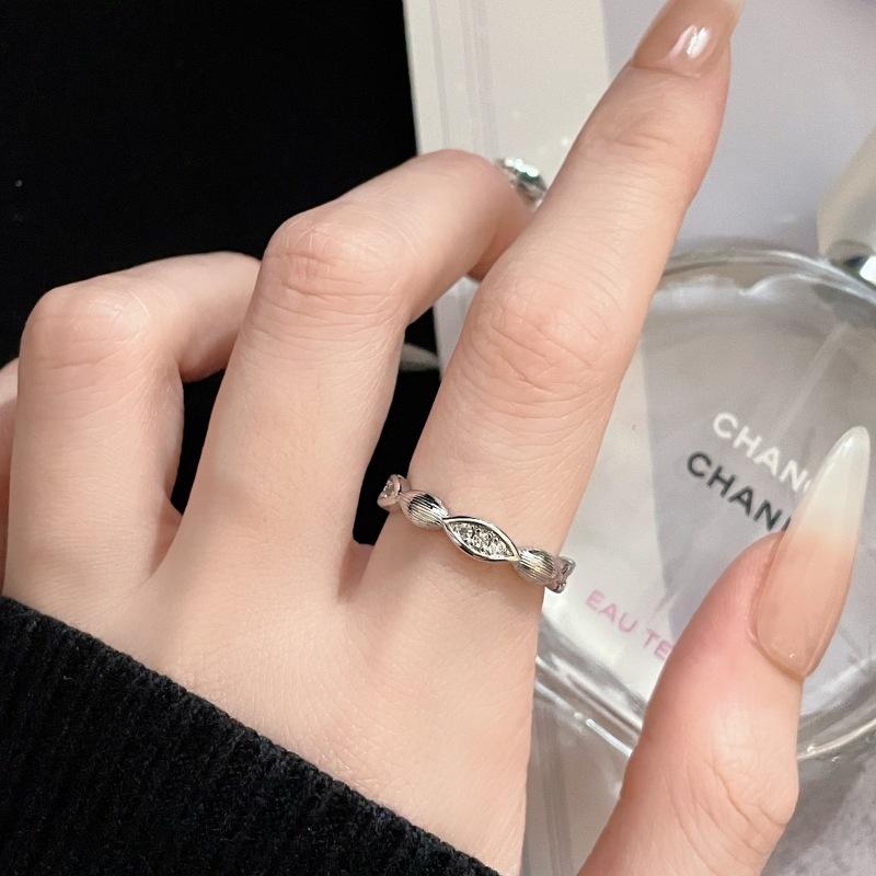 Vintage Luxury Medieval Brushed Woven Open Ring High-End Adjustable Zircon Personalized Ring Women