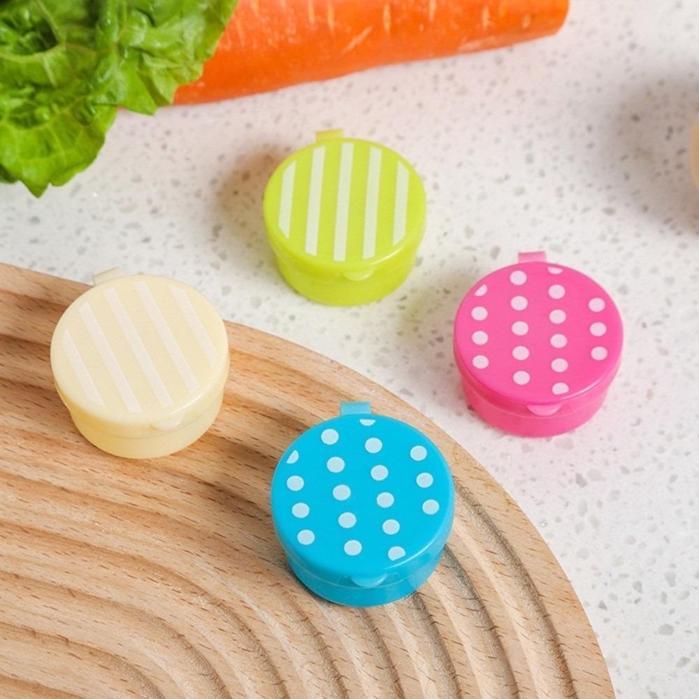 4pcs Plastic Portable Ketchup Bottle with Lid Seasoning Containers School Office