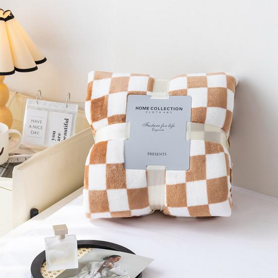Throw Blanket Checkerboard Design Coldproof Polyester Bedroom Bed Winter Warm Flannel Blanket