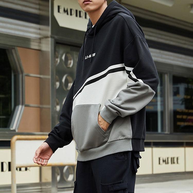 Li Ning Sports Lifestyle Series вышитый логотип цветной блок флисовый пуловер с капюшоном унисекс толстовка черный серый AWDRB82-3