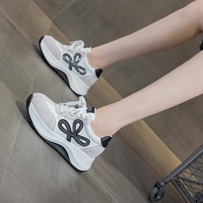 Женская обувь – Кроссовки