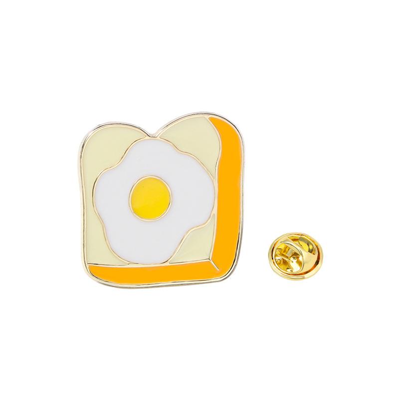 New food bread metal brooch personalized clothing accessories, cute brooch gourmet omelette brooch buckle