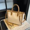 Premium Texture Large-Capacity Women'S Bags, Simple Contrasting Color Tote Bags, Fashionable Trendy Shoulder Armpit Bags