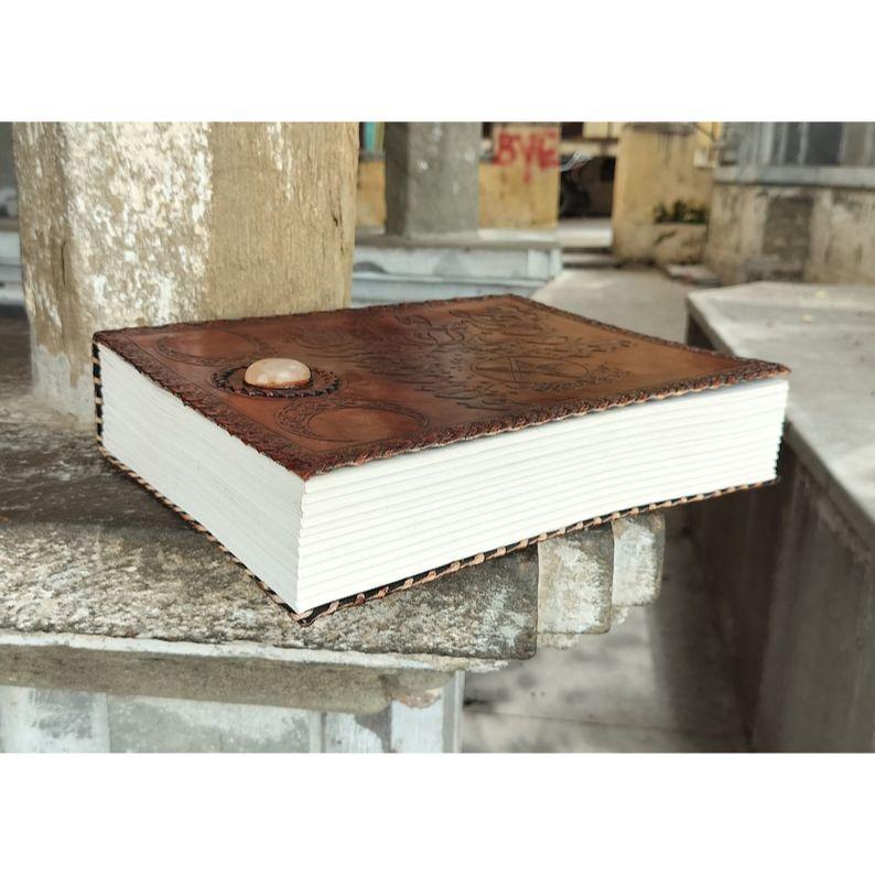 Кожаная Книга Теней Журнал: Идеальный подарок на Хэллоуин, годовщину или день рождения | Гримуар, кельтский дневник и памятный подарок