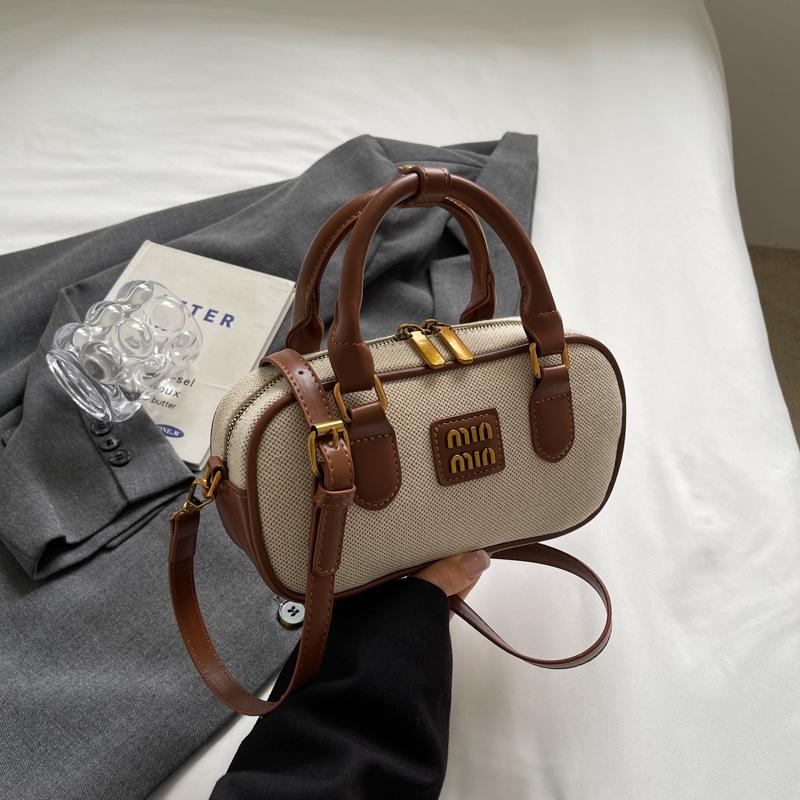 Простая портативная маленькая квадратная сумка женская 2024 новая модная ретро сумка-мессенджер повседневная сумка через плечо для поездок на работу прилив