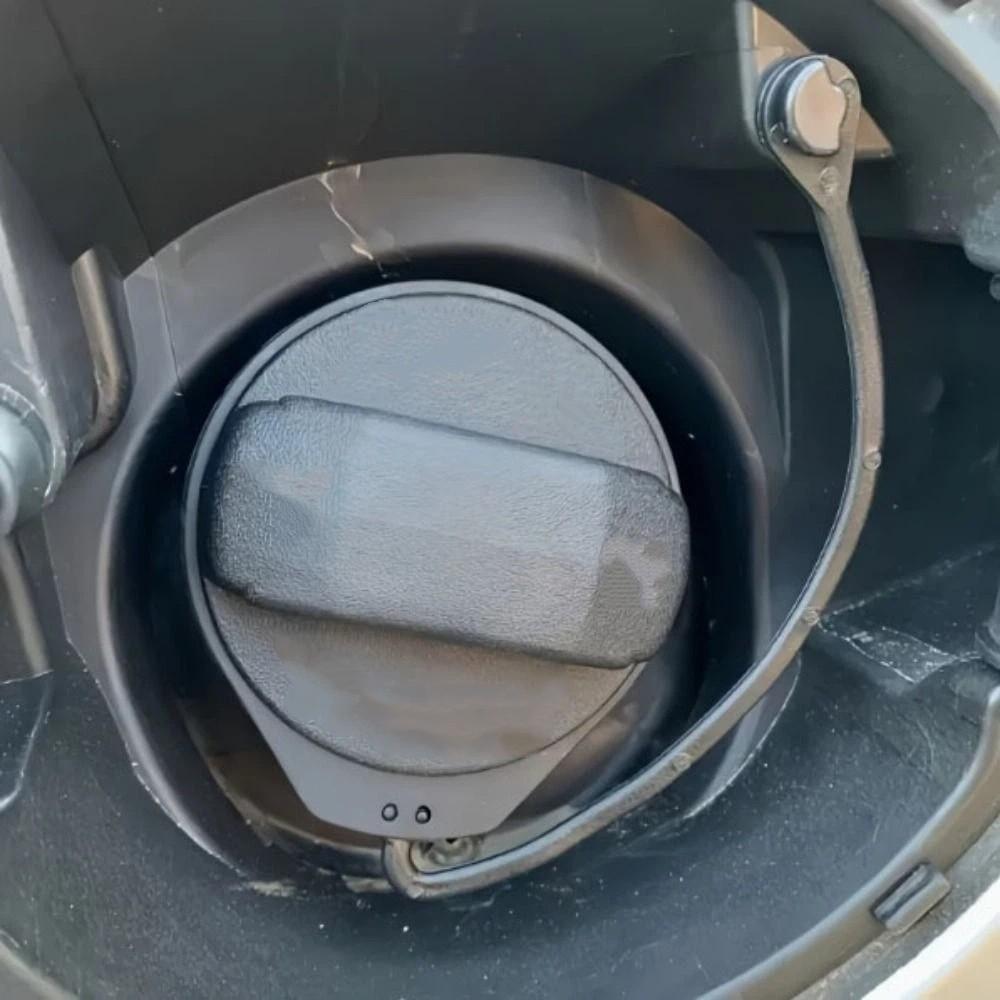 Black Car fuel tank cap rope Durable Fuel tank cap wire connecting rope Automobile Use