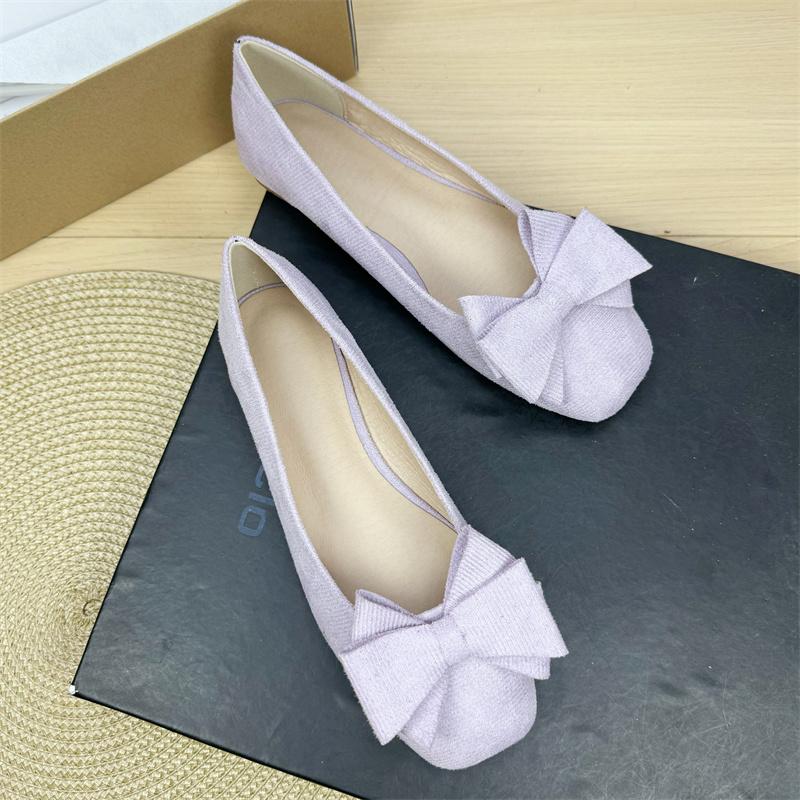 Модная женская обувь на плоской подошве 2025 Весна-Осень Новая Мелкий Бант Квадратный Носок Рабочая Обувь Плоская Большой Размер Женская Обувь Лоферы