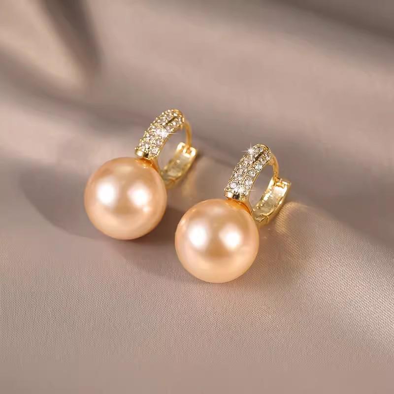 Серьги Ancola Red Diamond Pearl на Новый год 2024: Элегантный стиль пусет для женщин