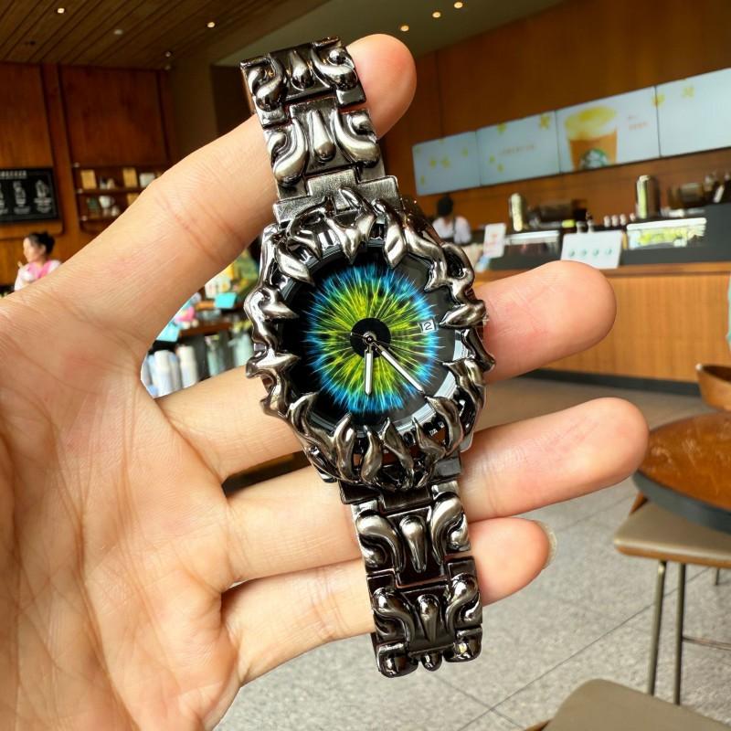 Alabaster Y2K Claw Design Watch Men Hip Hop Retro Style Quartz Wristwatch With Stainless Steel Band