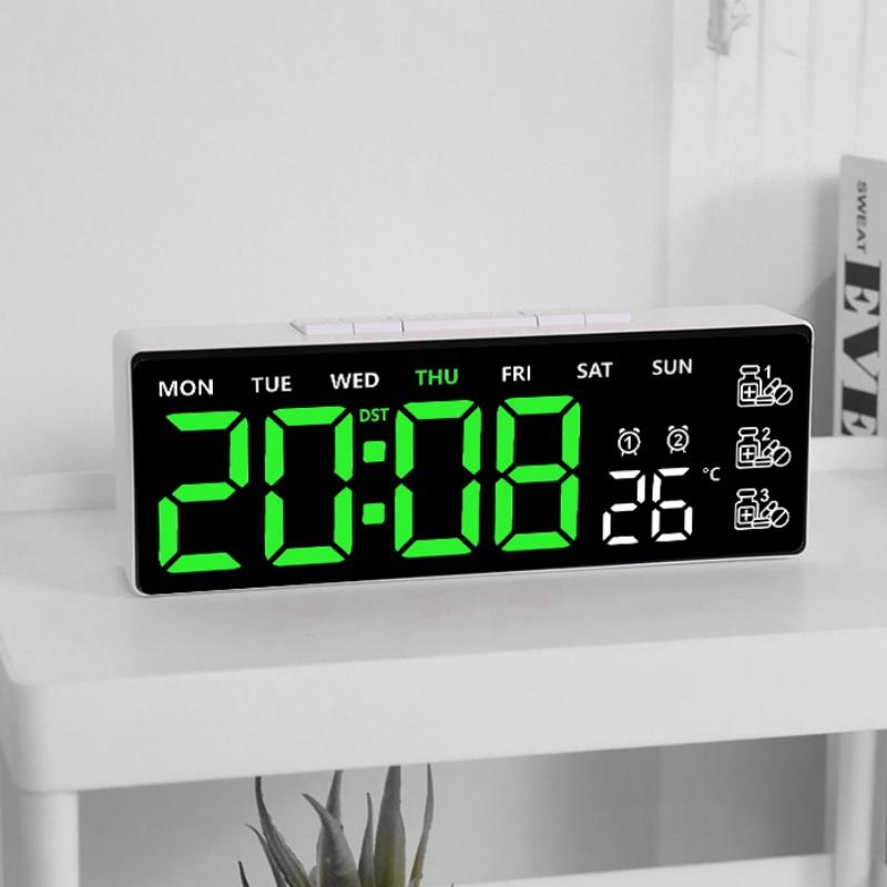 Цифровой будильник ТЕМП Дата Неделя 3 Напоминания о приеме лекарств 2 Будильника 3 Уровня Яркости USB Выход Порт для зарядки 12/24H Светодиодные часы