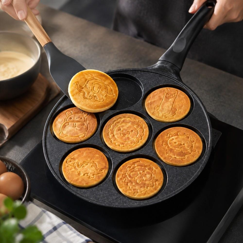 Non-Stick Coating Cartoon Griddle Pan 7 Hole Egg Burger Mold Versatile Animal Pancake Pan For Kids
