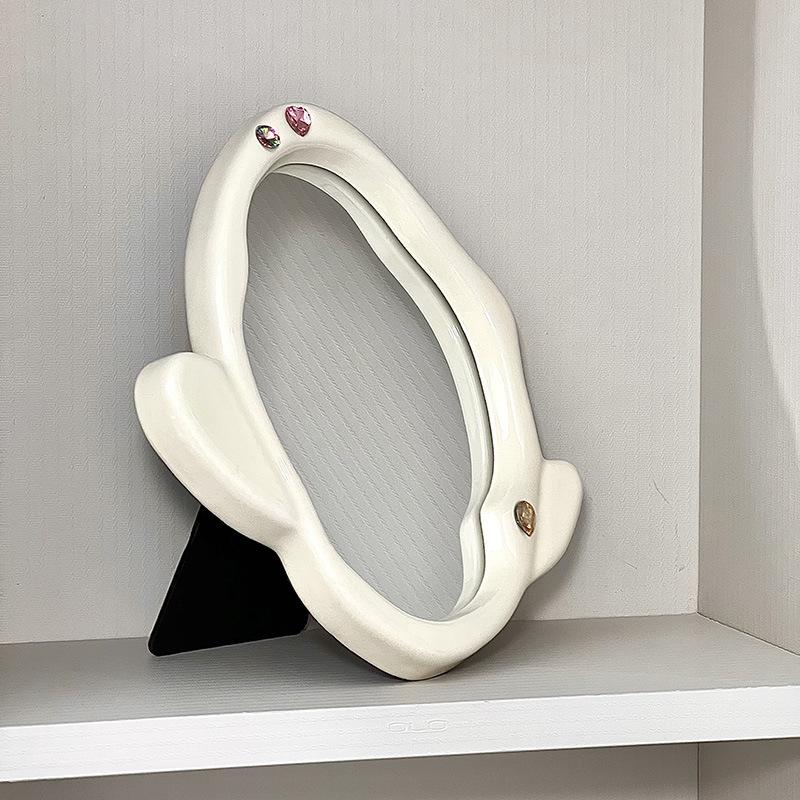 Простое зеркало неправильной формы в стиле Ins, настольное зеркало с высоким внешним видом, дизайнерское зеркало для макияжа, домашнее зеркало для туалетного столика