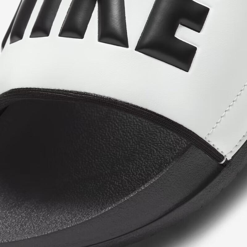 Nike Женские шлепанцы Offcourt