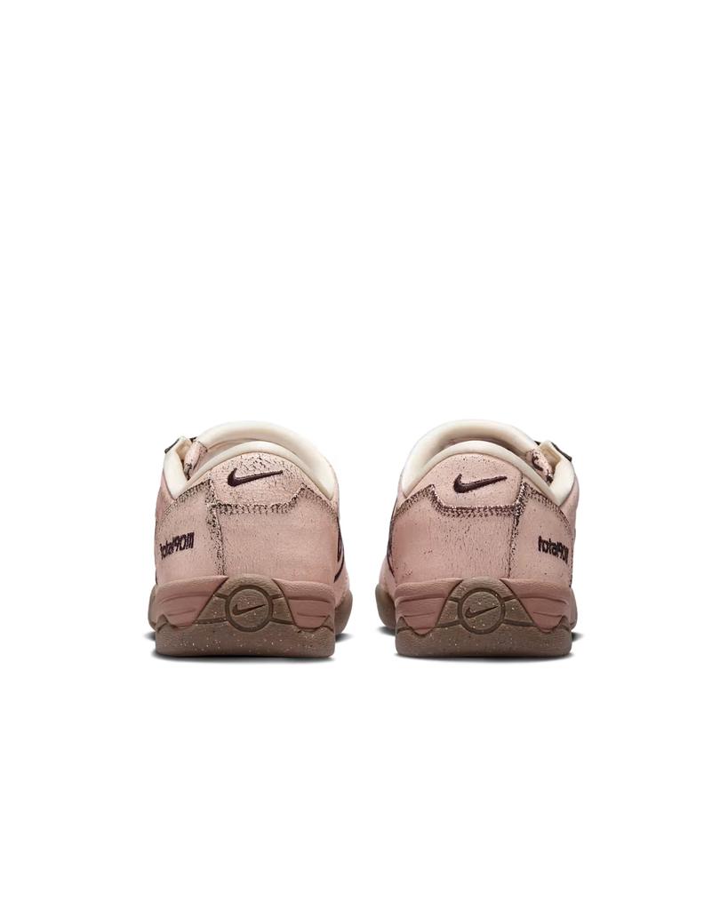 IH2090-200 Nike Total 90 3 Жемчужно-белый Жевательная резинка Темно-коричневый (Мужской)