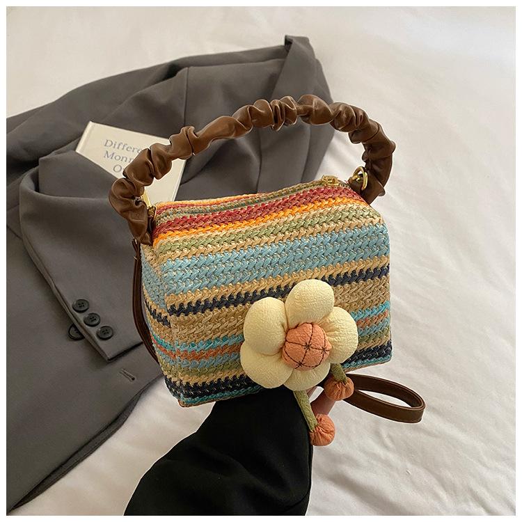 Summer Niche Design Woven Underarm Bag Women's Bag 2025 New Fashion Hand-woven Straw Versatile Shoulder Messenger Bag