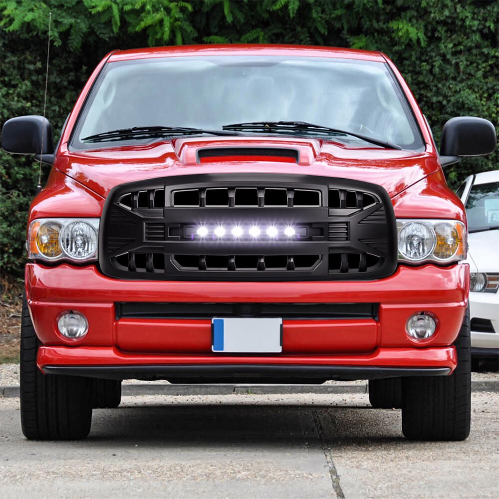 Решетка радиатора Dodge Ram 1500/2500/3500 в стиле War Axe (Модели 2002-2005 годов)