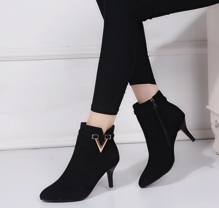 Fashion Large Sizes 35-40 Party Booties Woman Fashion High Heels Women's Shoes Sexy Add Fur Winter Ankle Boots Short Boots Ladies Shoes