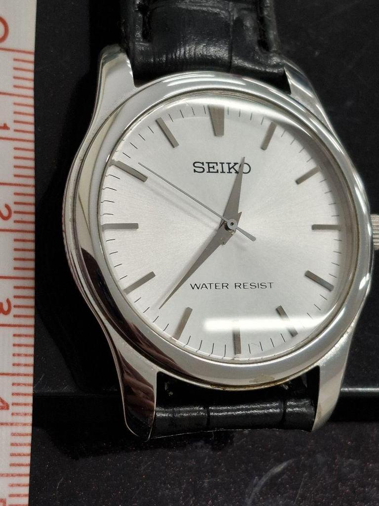 [USED] SEIKO Analogue Watch, Waterproof, Silver