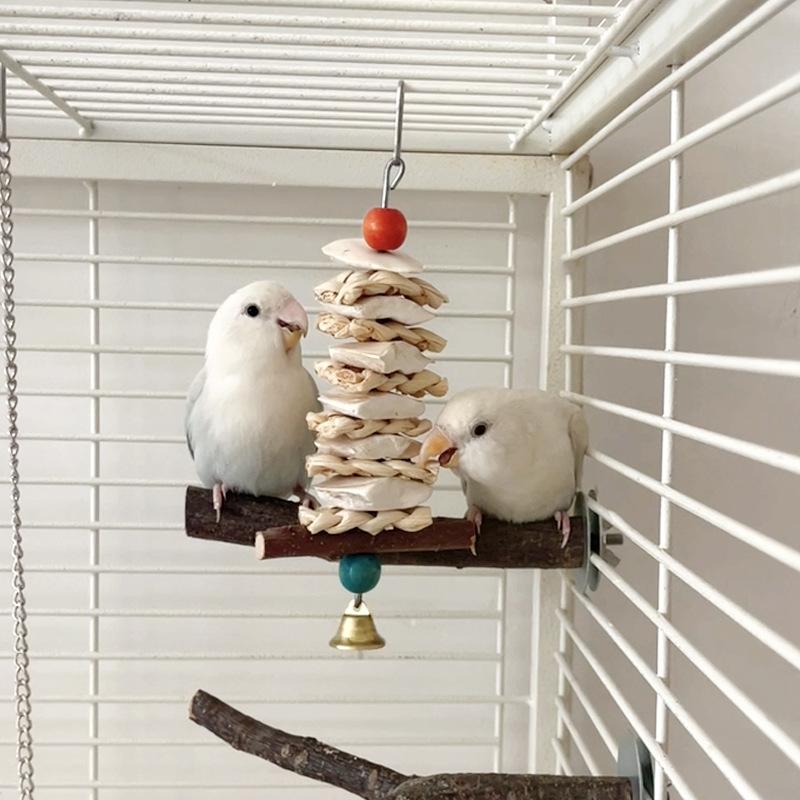 Игрушки для попугаев, Принадлежности для грызения, Игрушки для птиц, Веревки для грызения из кости каракатицы, Игрушки из плетеной соломы и кукурузного початка, Грызение яблоневой ветки