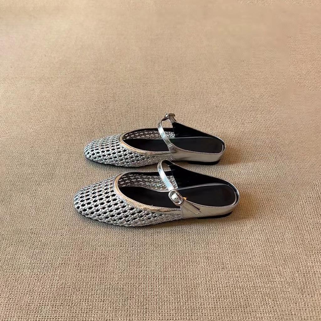 Hollow and Breathable Flat Bottom Versatile Soft Bottom Slippers Women's New Spring and Summer Women's Outer Wear Bag Head Half Slippers