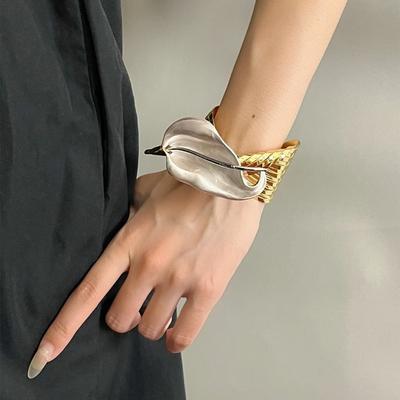 Браслет-манжета Браслет-ирис Преувеличенный металлический браслет с цветком Ручная работа Золотой и белый браслет На каждый день