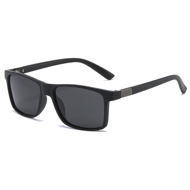 Stylish Uv400 Polarized Sunglasses For Men With Black Frame And Grey Lens For Outdoor Activities