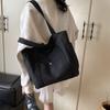 Simple Commuter Niche Design Foreign Style Large Capacity Tote Bag 2025 Literature and Art College Students Class Shoulder Bag Bag