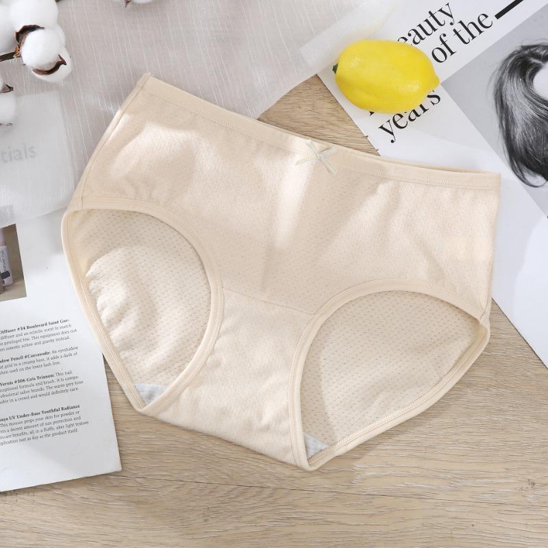 Women's Underwear with No Trace Pure Antibacterial Crotch Sexy Mid High Waist Large Size Breathable Girls' Triangle Shorts