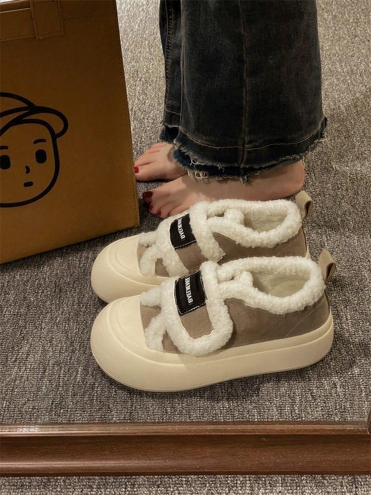 Туфли на толстой подошве с липучками, женские, из флиса из овечьей шерсти для тепла, новинка 2025 года, молочные пушистые туфли, флис