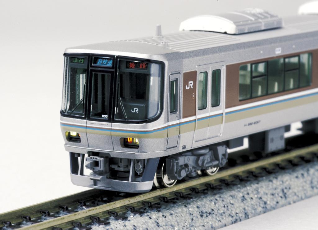 KATO N Gauge 223 Series 2000 Series 2nd Edition New Rapid Set Railway Model Train 8-Car 10-536