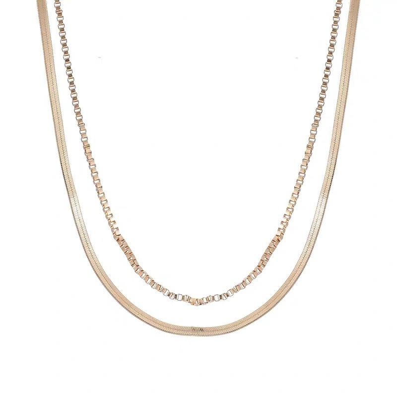 Двухслойное ожерелье на ключицу: Элегантный холодный стиль для женщин