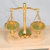 Мини-весы 1:Масштаб 12 Ретро Миниатюрная Модель Весов Правосудия Коллекционная Реалистичная Винтажная Модель Весов для Микросцен Декор для Торта