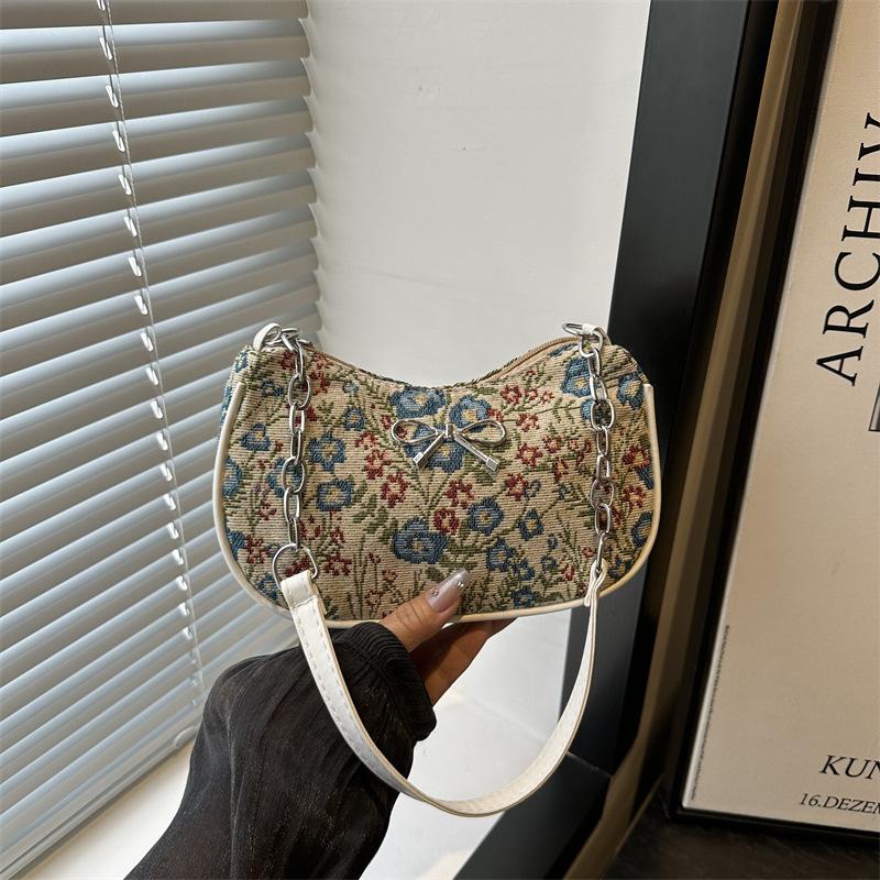 Красивая трендовая повседневная легкая универсальная популярная дизайнерская сумка-багет с бантом, цепочкой, на плечо, подмышку, сумочка
