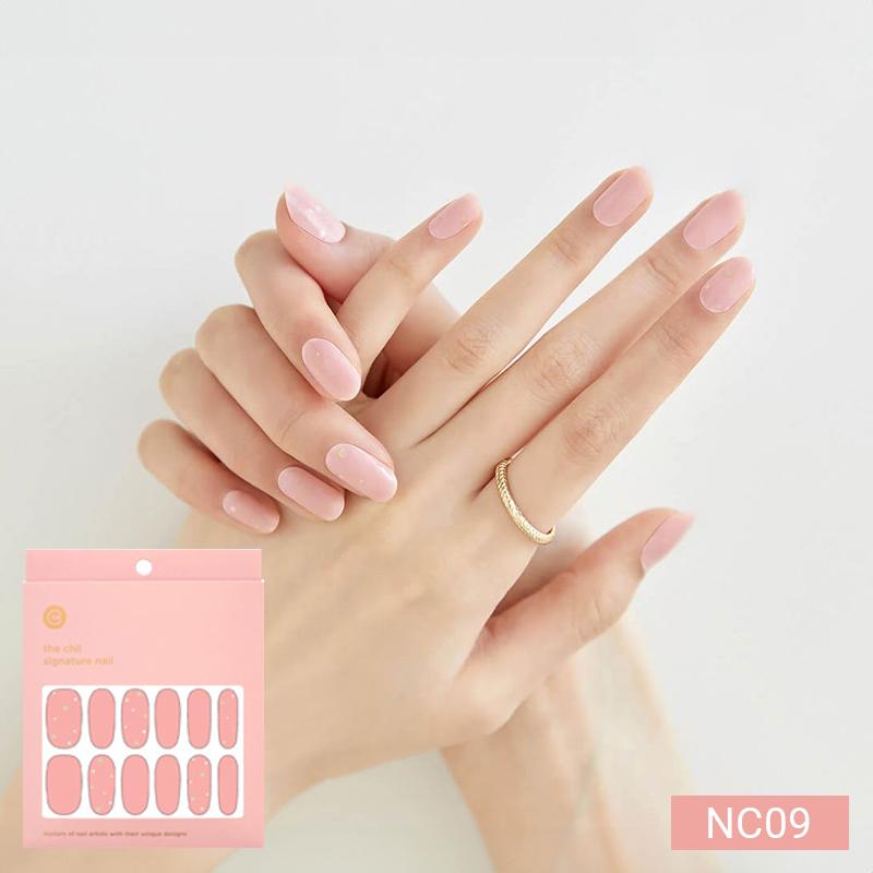 Пастельные полоски для ногтей 24 шт. | Самоклеящиеся типсы-наклейки, Мягкие розовые и лавандовые тона, Быстрый 5-минутный маникюр