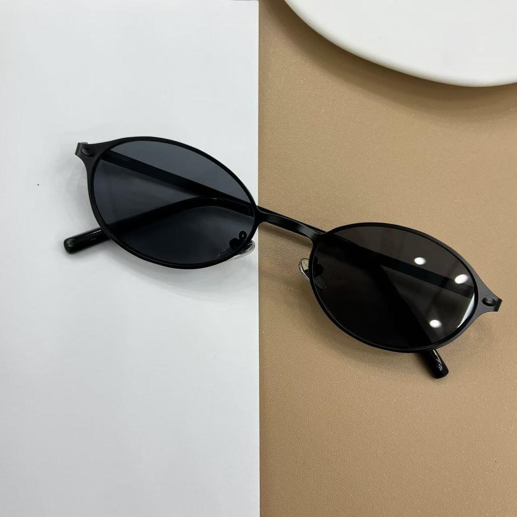 Новая Высококачественная Металлическая Овальная Оправа для Очков для Женщин Высококлассные Простые Очки Плоские Линзы Очки с Защитой от Синего Света и Радиации