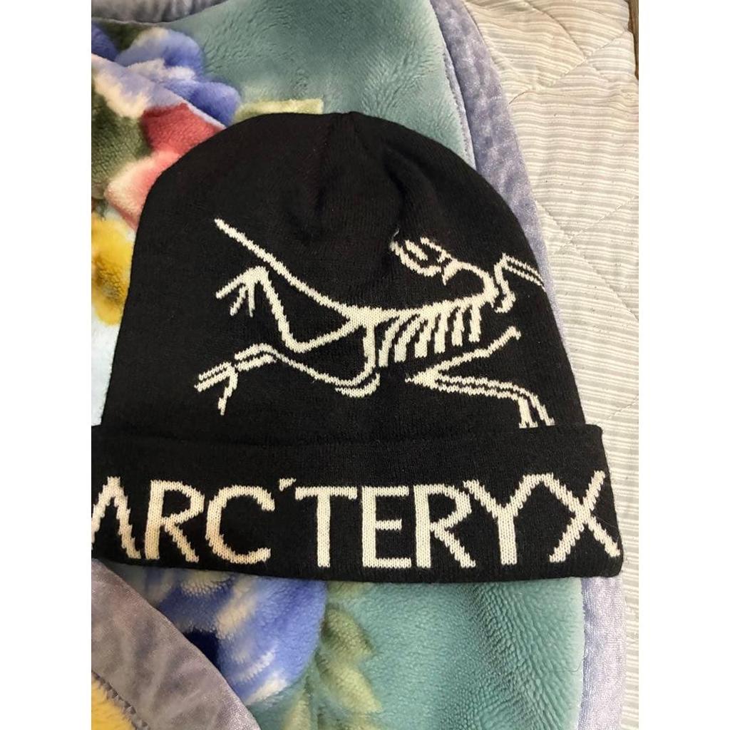 Б/у вязаная шапка ARC'TERYX FERNIE TOQUE